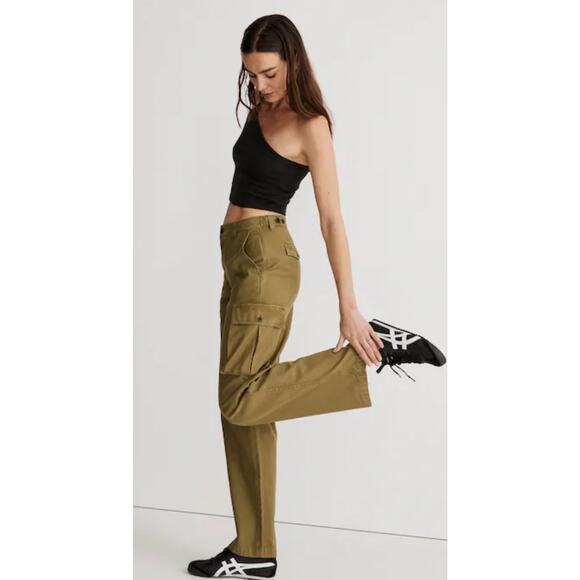 Madewell Garment-Dyed Low-Slung Straight Cargo Pants in Classic Olive Size 27 - Picture 2 of 10